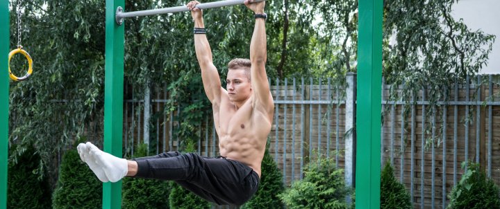 Here's 2 exercises to help you with your L-sits, on your beginner cali, Calisthenics For Beginners